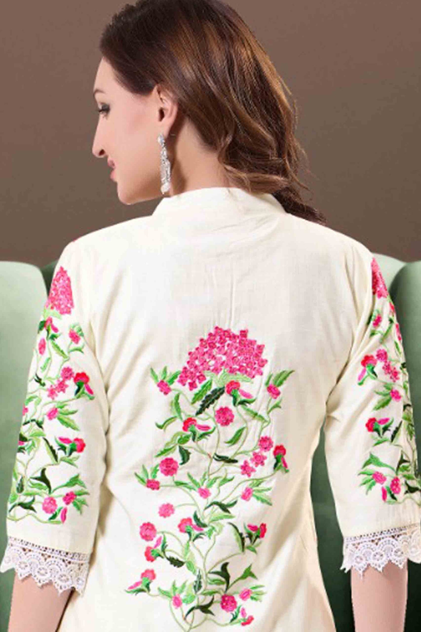 Off White Floral Embroidered Kurti Set with Dupatta
