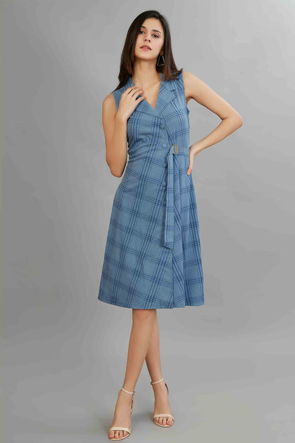 Blue Checkered Midi Dress with Detachable Sleeves